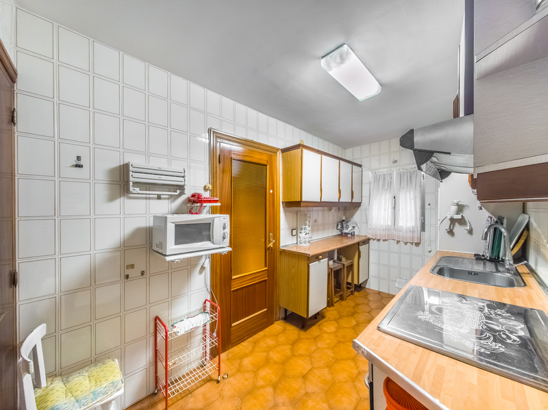 PISO EN VENTA EN PUENTE DE VALLECAS - SAN DIEGO