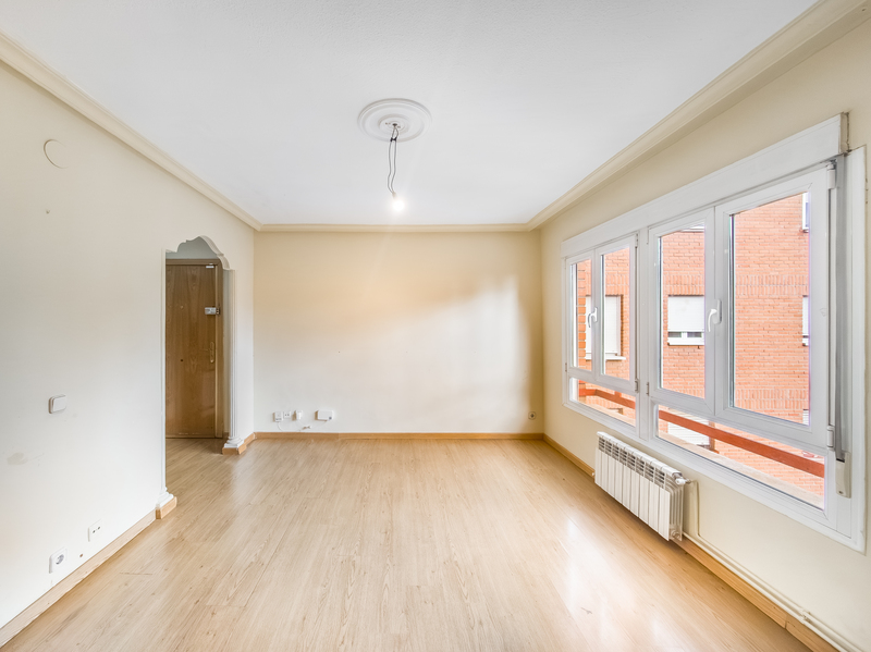 PISO EN VENTA EN PUENTE DE VALLECAS - ENTREV�AS