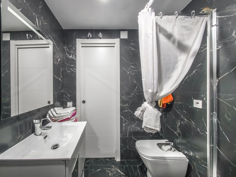 PISO EN VENTA EN CARABANCHEL - ABRANTES