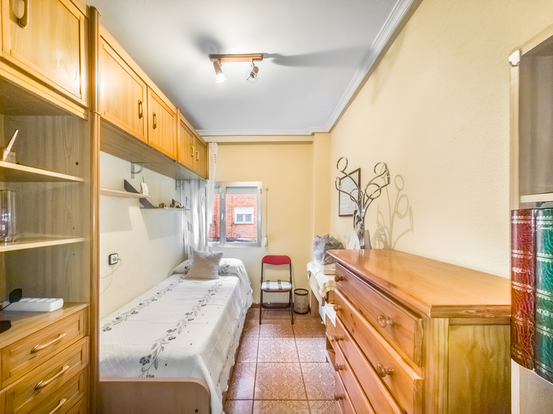 PISO EN VENTA EN PUENTE DE VALLECAS - SAN DIEGO