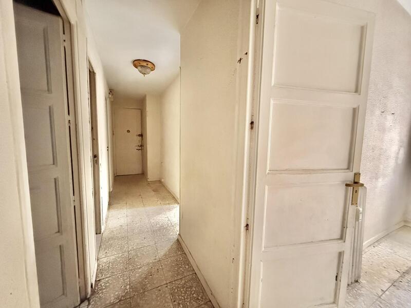 PISO EN VENTA EN CHAMBER� - ARAPILES