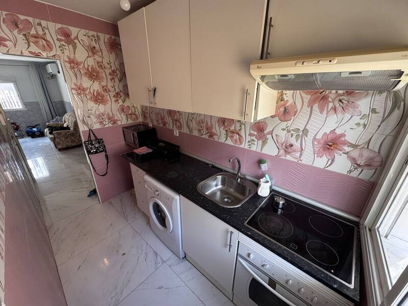 PISO EN VENTA EN VIC�LVARO - AMBROZ