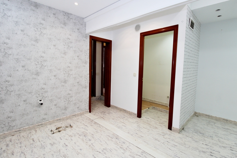 LOCAL COMERCIAL EN ALQUILER EN PUENTE DE VALLECAS - PALOMERAS SURESTE