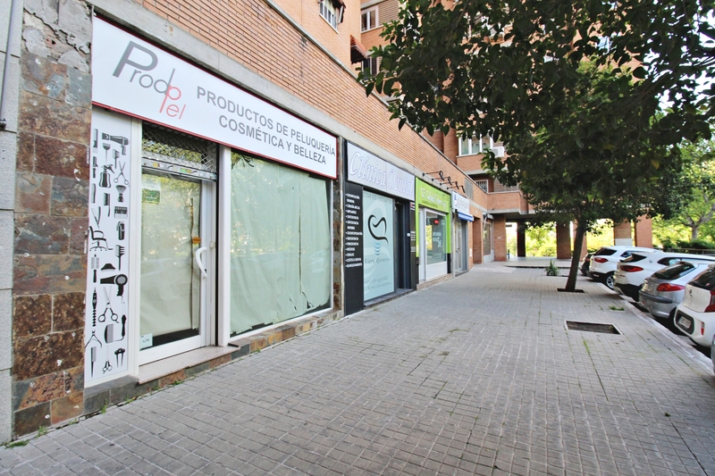LOCAL COMERCIAL EN ALQUILER EN PUENTE DE VALLECAS - PALOMERAS SURESTE