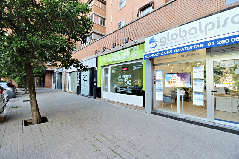 LOCAL COMERCIAL EN ALQUILER EN PUENTE DE VALLECAS - PALOMERAS SURESTE