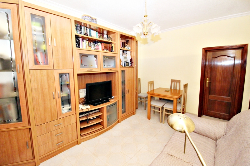 PISO EN VENTA EN PUENTE DE VALLECAS - PORTAZGO