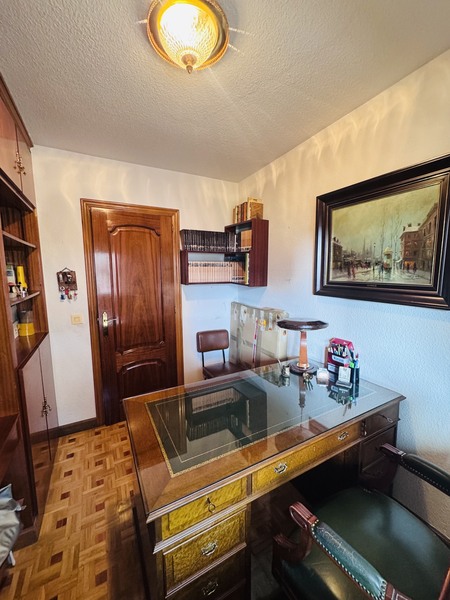 PISO EN VENTA EN FUENCARRAL - TRES OLIVOS - VALVERDE