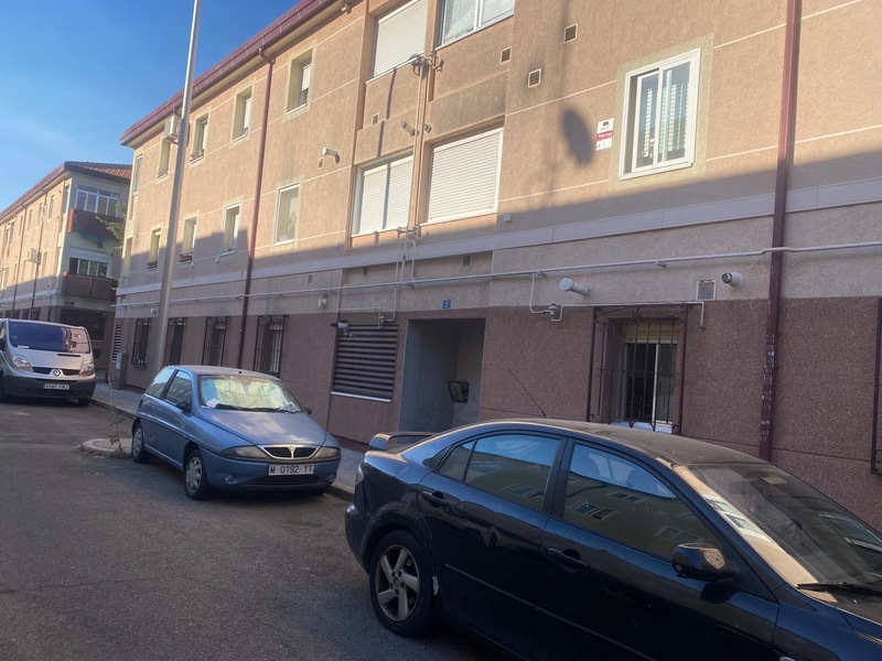 PISO EN ALQUILER EN LATINA - �GUILAS