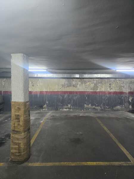 GARAJE EN ALQUILER EN VIC�LVARO