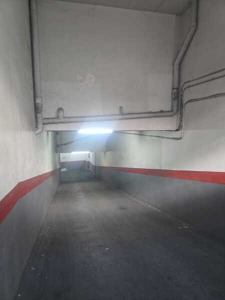GARAJE EN ALQUILER EN VIC�LVARO