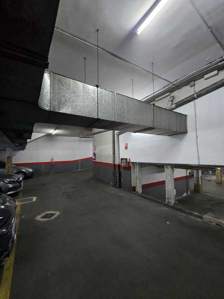GARAJE EN ALQUILER EN VIC�LVARO