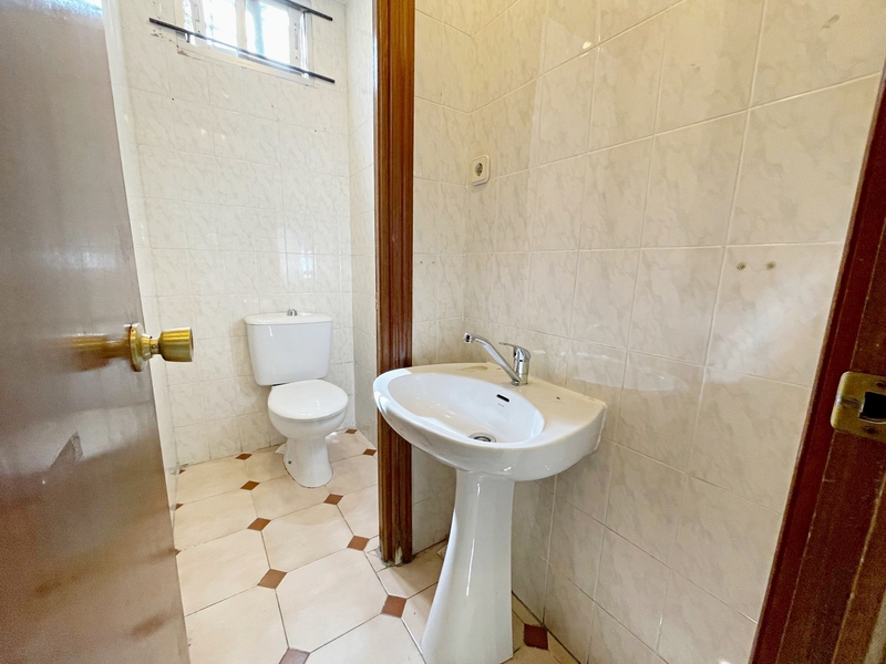 LOCAL COMERCIAL EN ALQUILER EN PUENTE DE VALLECAS - PALOMERAS SURESTE
