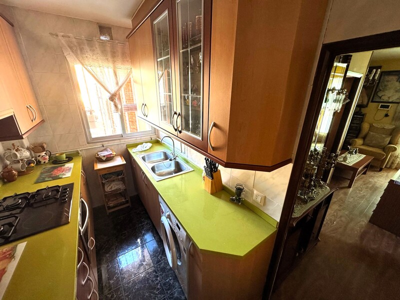 PISO EN VENTA EN VIC�LVARO - AMBROZ