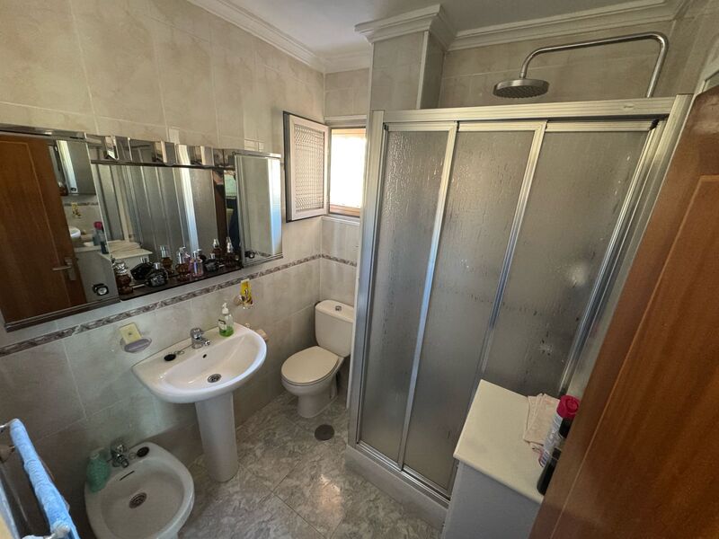 PISO EN VENTA EN VIC�LVARO - AMBROZ