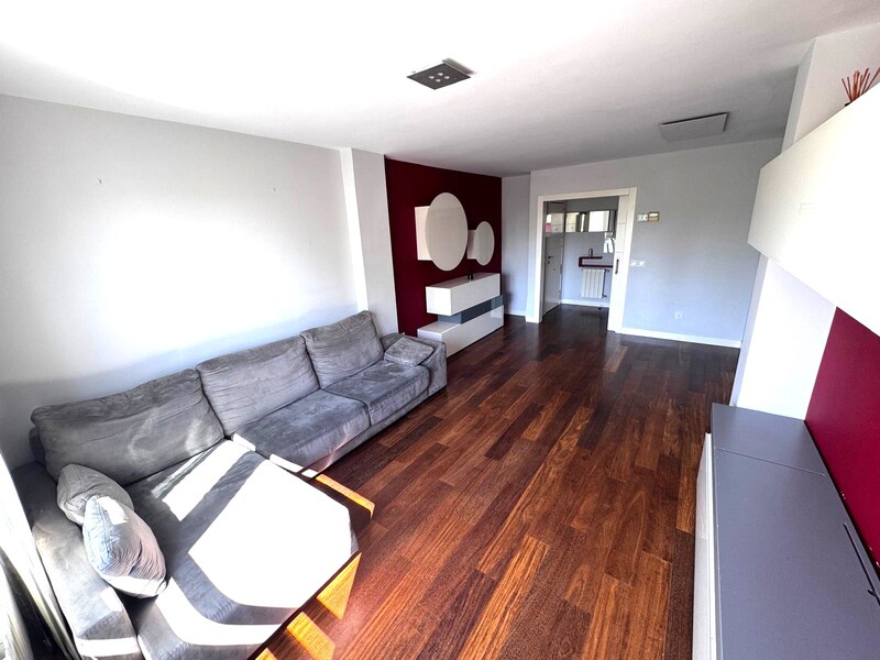 PISO EN VENTA EN VIC�LVARO - VALDEBERNARDO - VALDERRIVAS