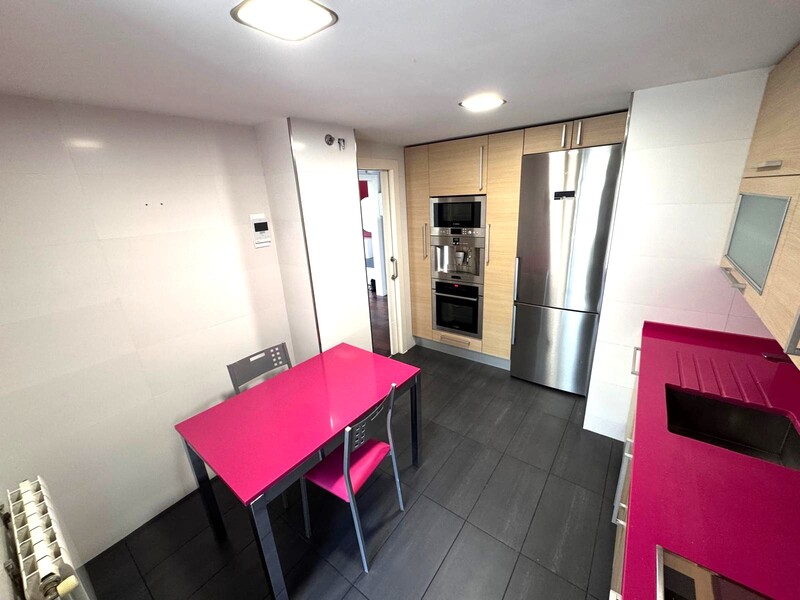 PISO EN VENTA EN VIC�LVARO - VALDEBERNARDO - VALDERRIVAS