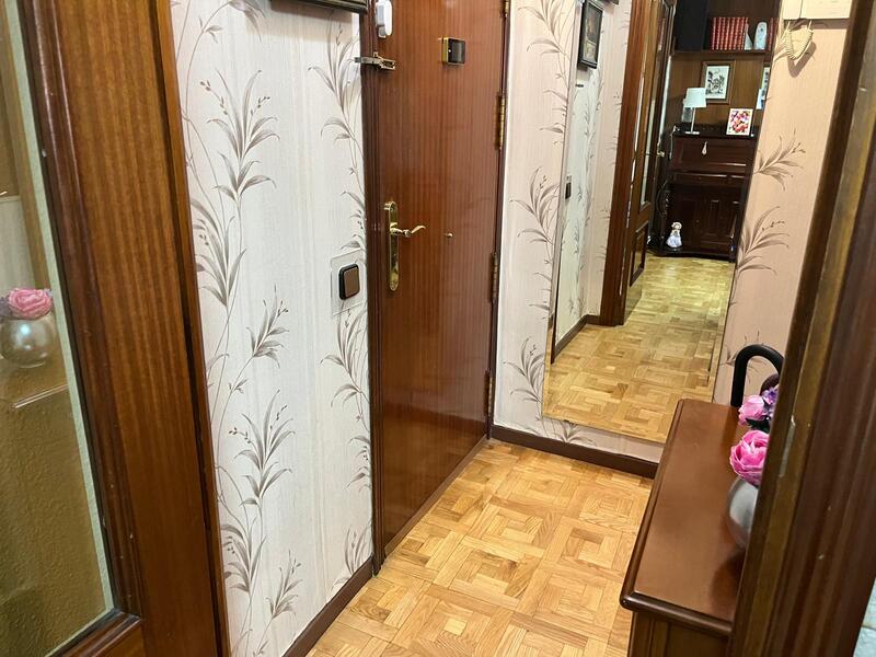 PISO EN VENTA EN LATINA - �GUILAS