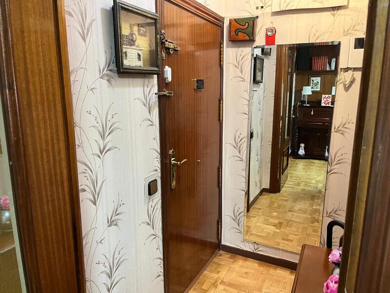 PISO EN VENTA EN LATINA - �GUILAS