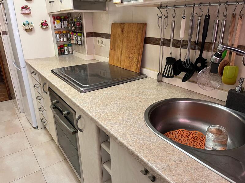 PISO EN VENTA EN LATINA - �GUILAS
