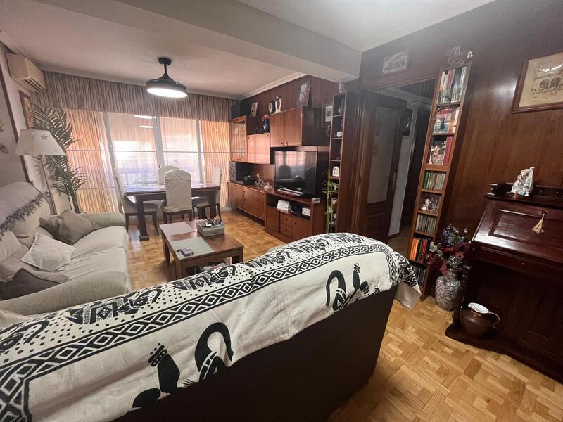 PISO EN VENTA EN LATINA - �GUILAS