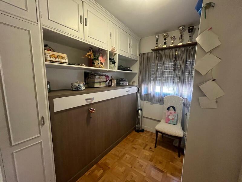 PISO EN VENTA EN LATINA - �GUILAS