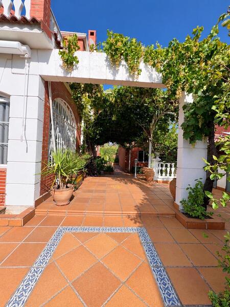 CHALET PAREADO EN VENTA EN COSLADA - LA ESPINILLA - PARQUE BLANCO