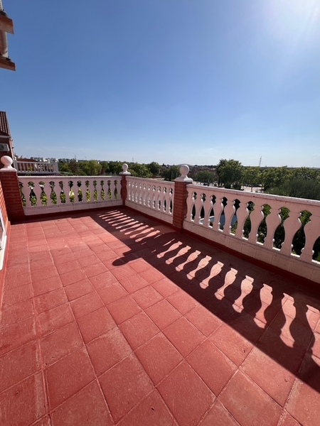 CHALET PAREADO EN VENTA EN COSLADA - LA ESPINILLA - PARQUE BLANCO