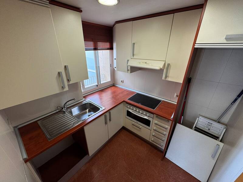 PISO EN ALQUILER EN VIC�LVARO - AMBROZ