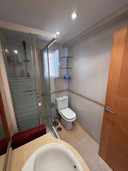 PISO EN ALQUILER EN VIC�LVARO - AMBROZ