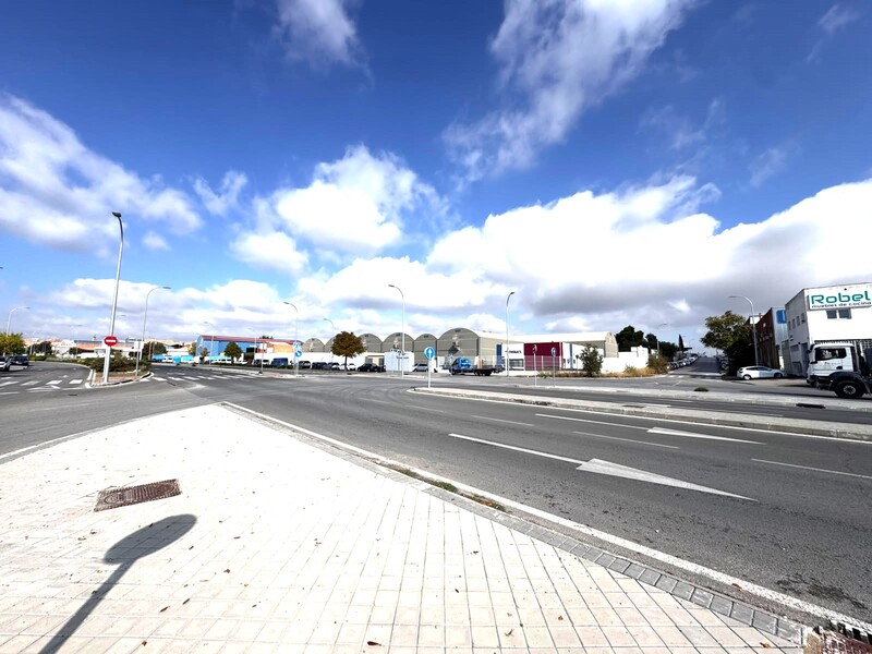 TERRENO EN VENTA EN VIC�LVARO - EL CA�AVERAL - LOS BERROCALES