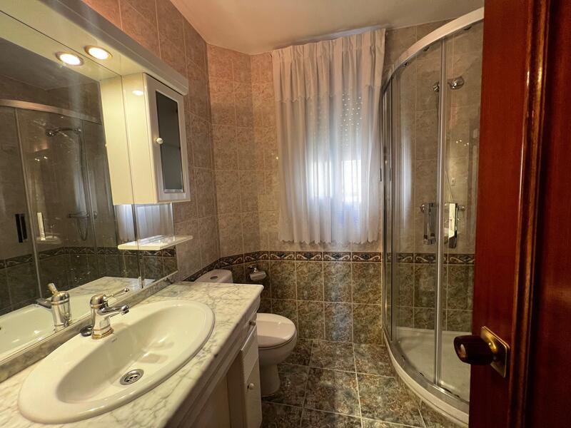 PISO EN VENTA EN CARABANCHEL - ABRANTES