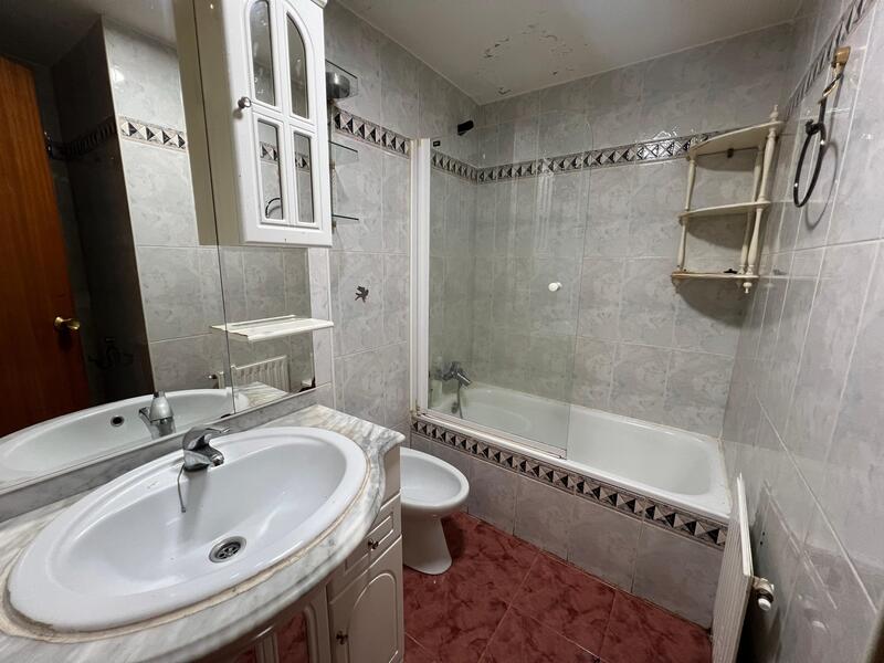 PISO EN VENTA EN CARABANCHEL - PUERTA BONITA