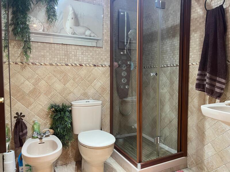 PISO �TICO EN VENTA EN USERA - ZOFIO