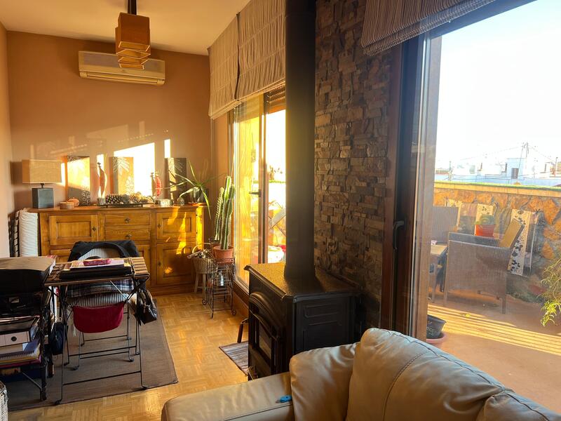 PISO �TICO EN VENTA EN USERA - ZOFIO