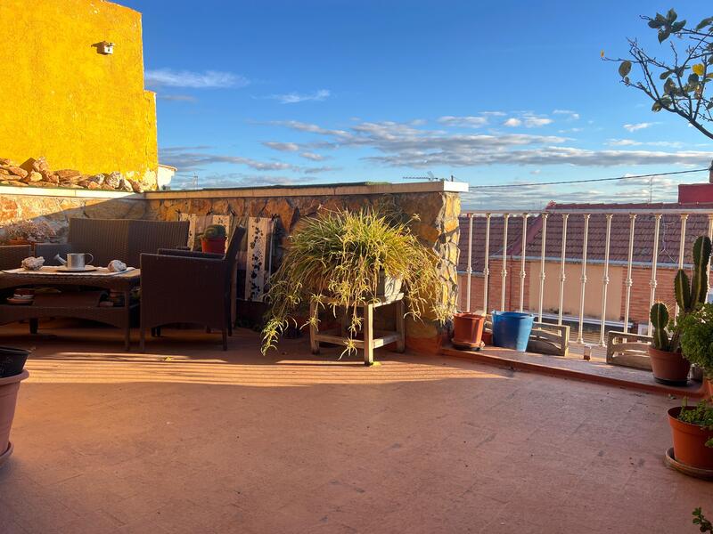 PISO �TICO EN VENTA EN USERA - ZOFIO