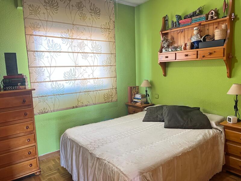 PISO �TICO EN VENTA EN USERA - ZOFIO