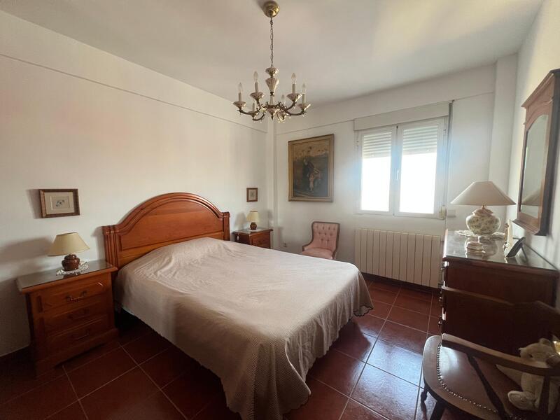 PISO EN VENTA EN CARABANCHEL - ABRANTES