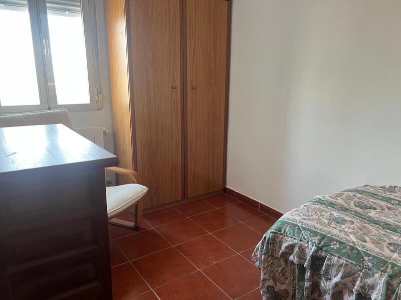 PISO EN VENTA EN CARABANCHEL - ABRANTES