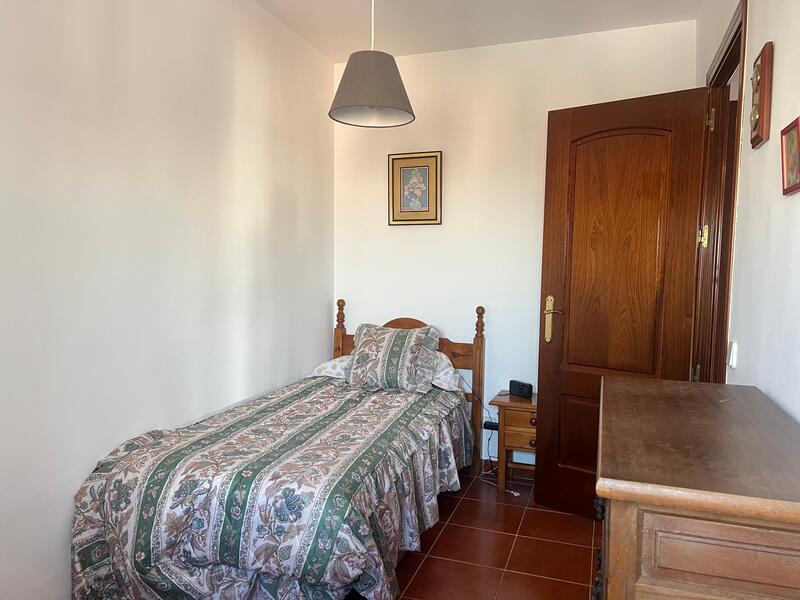 PISO EN VENTA EN CARABANCHEL - ABRANTES