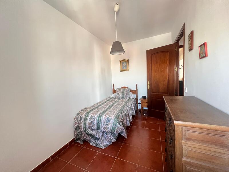 PISO EN VENTA EN CARABANCHEL - ABRANTES