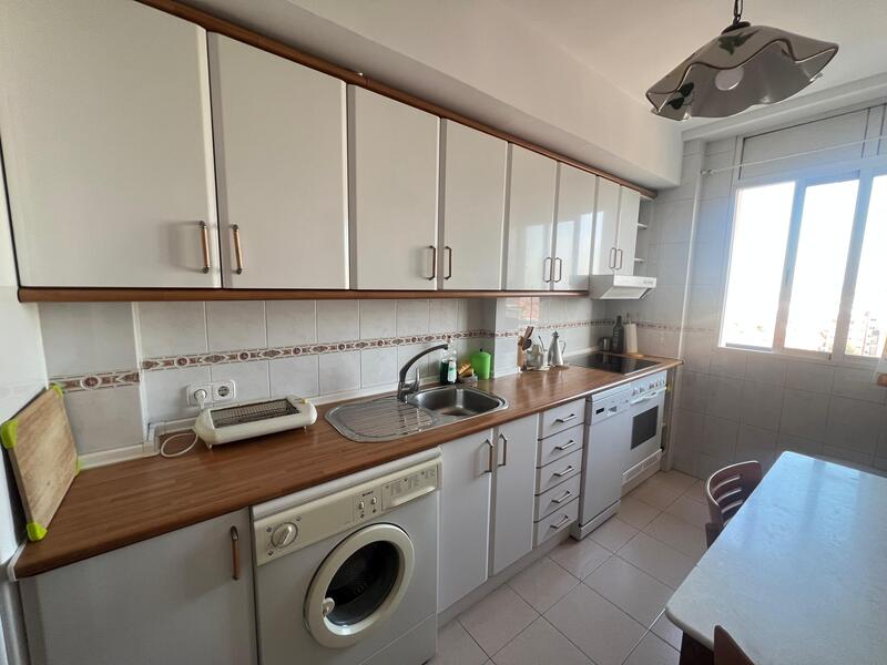 PISO EN VENTA EN CARABANCHEL - ABRANTES