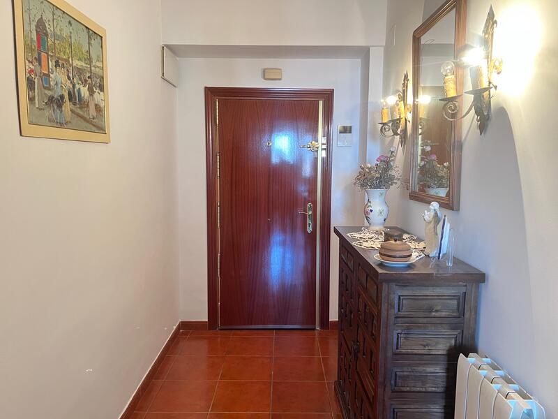 PISO EN VENTA EN CARABANCHEL - ABRANTES
