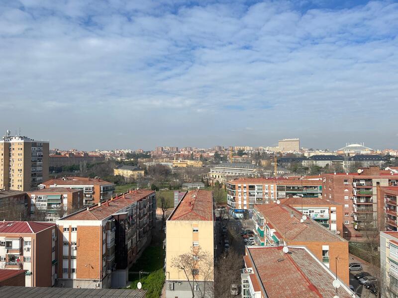 PISO EN VENTA EN CARABANCHEL - ABRANTES