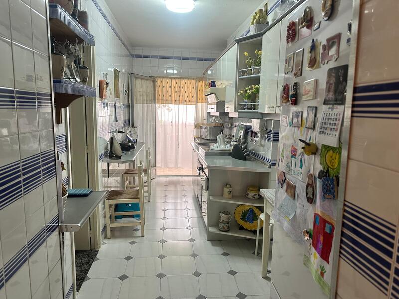 PISO EN VENTA EN CARABANCHEL - ABRANTES