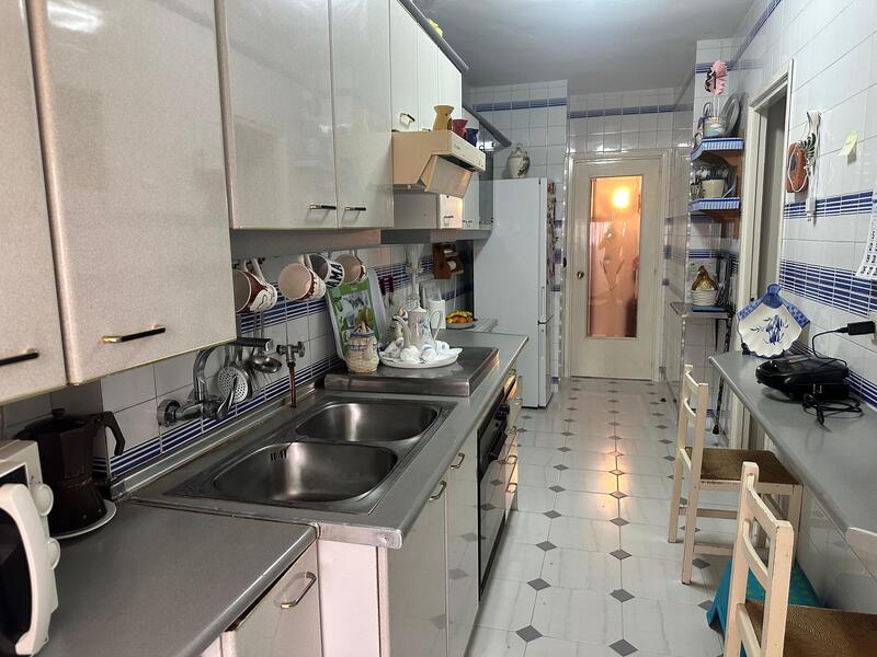 PISO EN VENTA EN CARABANCHEL - ABRANTES