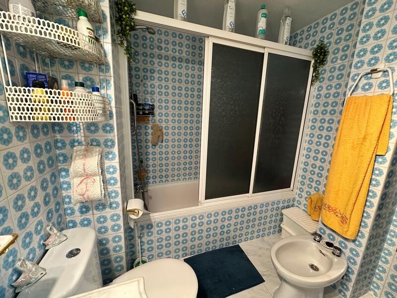 PISO EN VENTA EN CARABANCHEL - ABRANTES