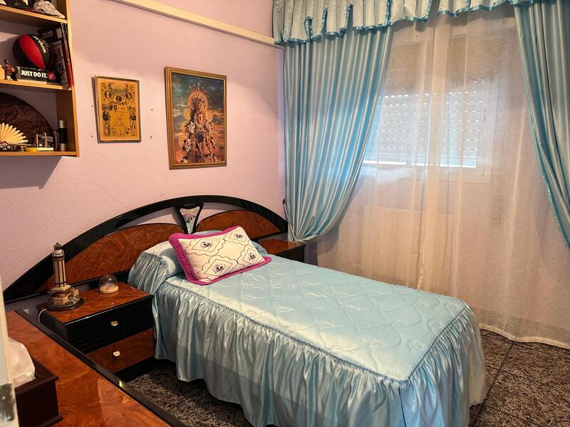 PISO EN VENTA EN CARABANCHEL - ABRANTES