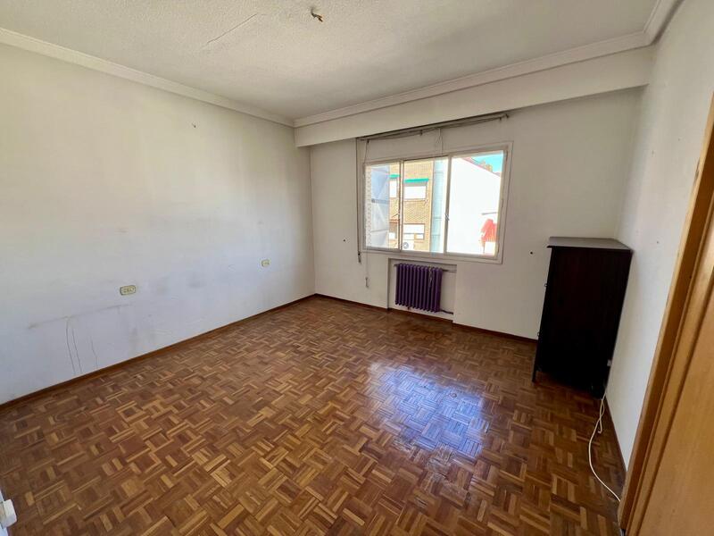 PISO EN VENTA EN CHAMBER� - TRAFALGAR