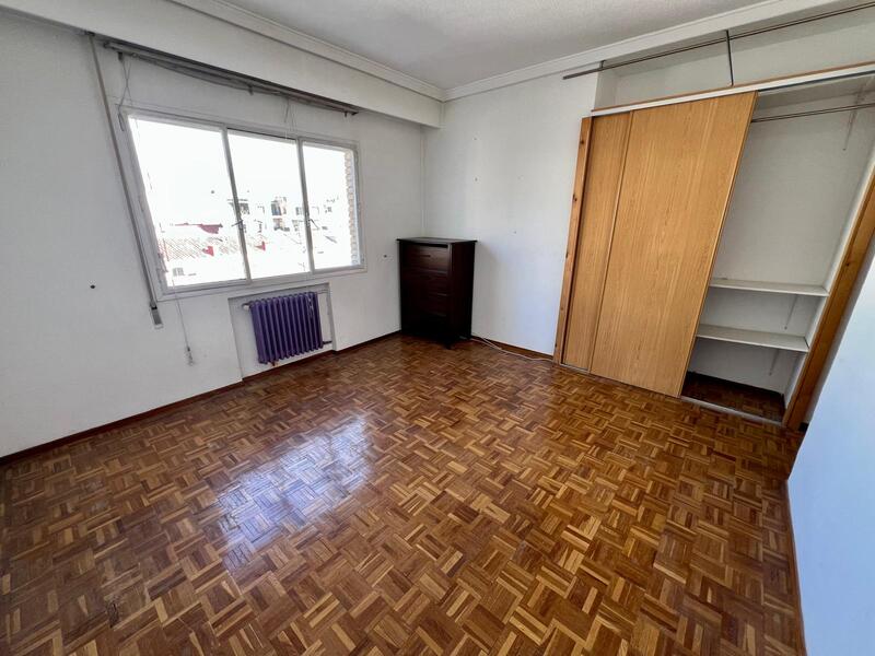 PISO EN VENTA EN CHAMBER� - TRAFALGAR