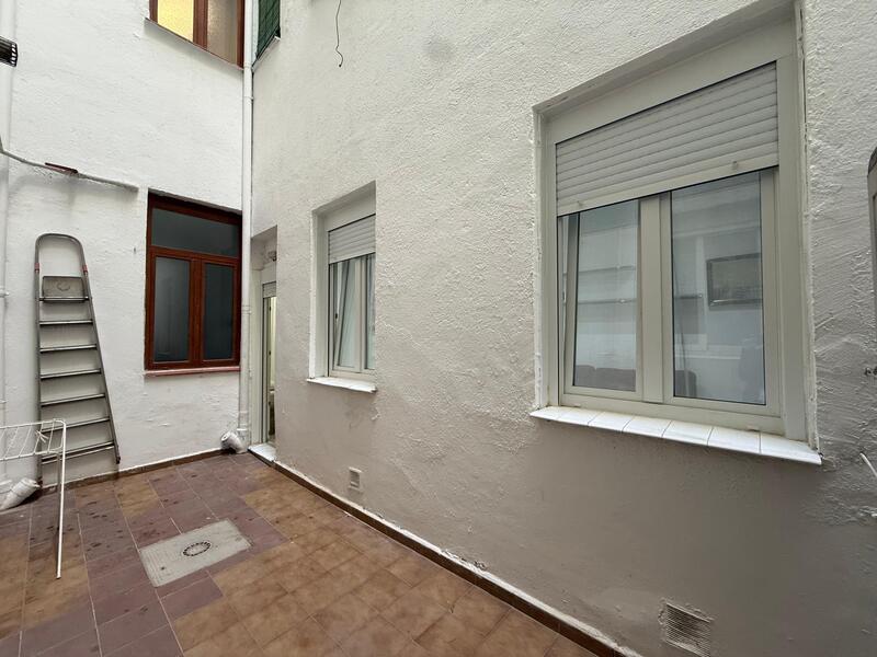 PISO EN VENTA EN CHAMBER� - ARAPILES